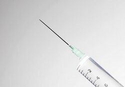 供卵宝宝中暑后呕吐的应对措施